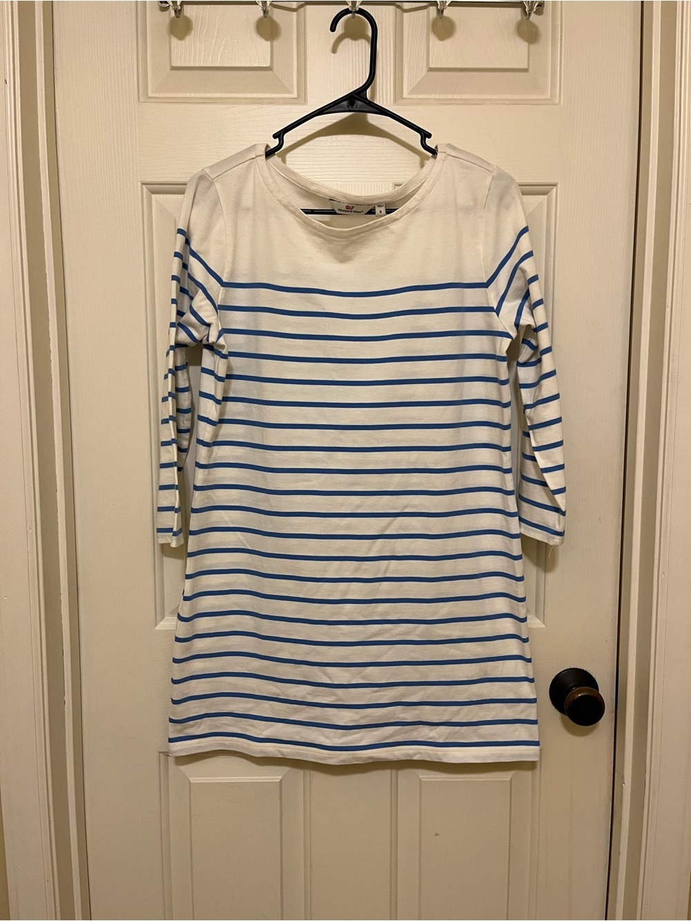 Vineyard Vines White Tunic with Light Blue Stripes